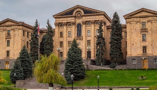 Неудавшаяся революция в Армении 2003 года
