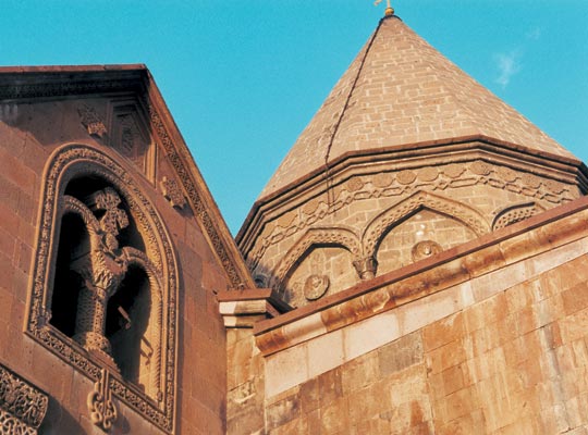 Особенности армянского христианства