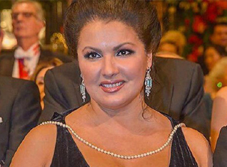 Муж НеТребко